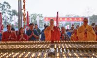 迎新春! 万灯供佛觉行圆满 初六觉行寺庆动工祈福